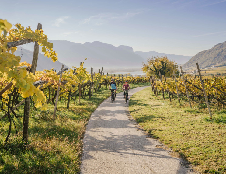 Urlaub Kaltern, Südtirol – Hotel Römerrast, Zimmer & Pool